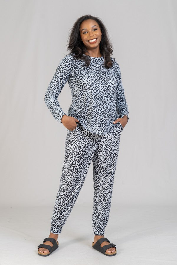 Women's Grey Leopard Jogger Set